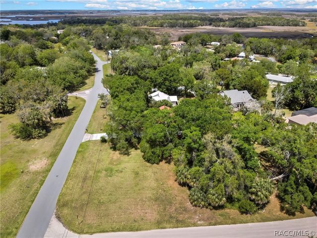 11587 W Timberlane Drive, Homosassa, FL 34448