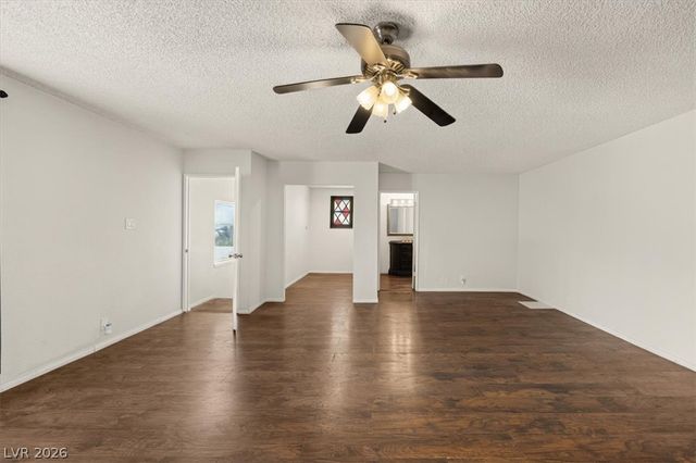 4425 Sunflower Avenue, Las Vegas, NV 89120