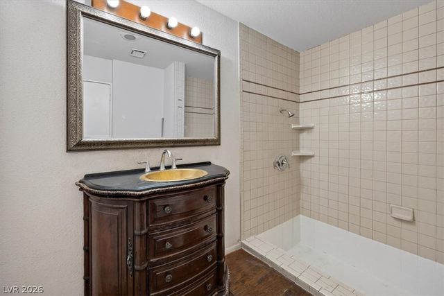 4425 Sunflower Avenue, Las Vegas, NV 89120
