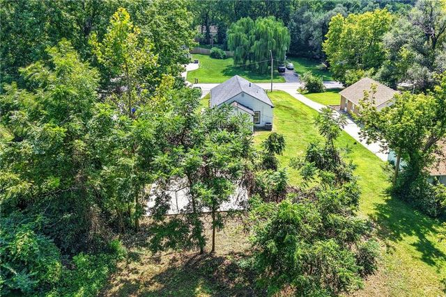 2904 NE Parvin Road, Kansas City, MO 64117
