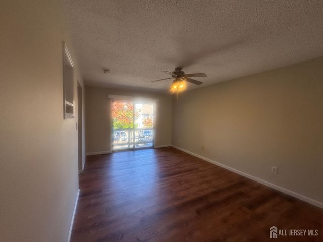 20 Denise Drive, Edison, NJ 08820