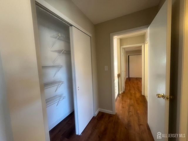 20 Denise Drive, Edison, NJ 08820