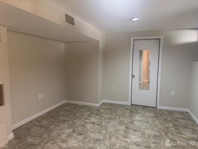 20 Denise Drive, Edison, NJ 08820