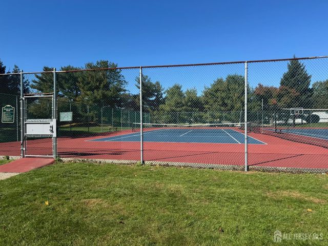 20 Denise Drive, Edison, NJ 08820