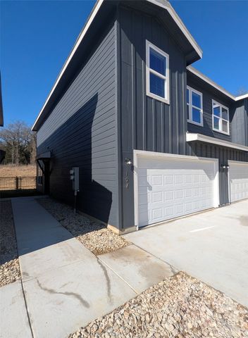 3501 E Renfro Street 107, Burleson, TX 76028