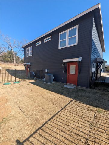 3501 E Renfro Street 107, Burleson, TX 76028