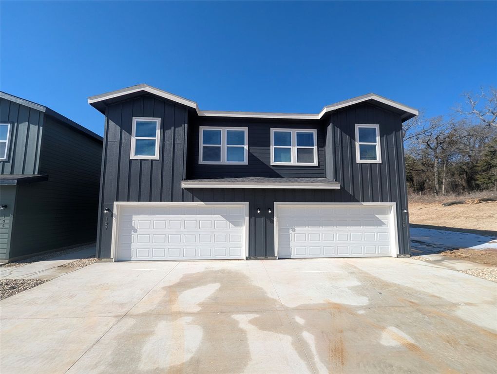 3501 E Renfro Street 107, Burleson, TX 76028