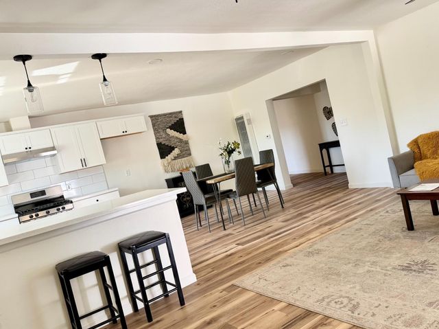 254 W 3rd St, Stockton, CA 95206