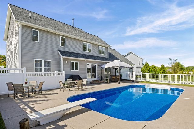 1349 Cherry Laurel Circle, Webster, NY 14580