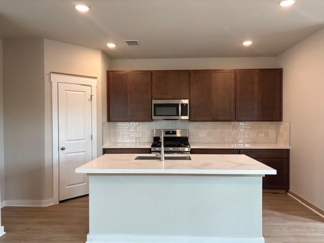 101 Greinert DR, Taylor, TX 76574