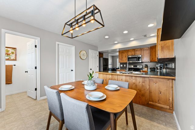 6209 S 1350 E, South Ogden, UT 84405