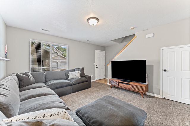 6209 S 1350 E, South Ogden, UT 84405