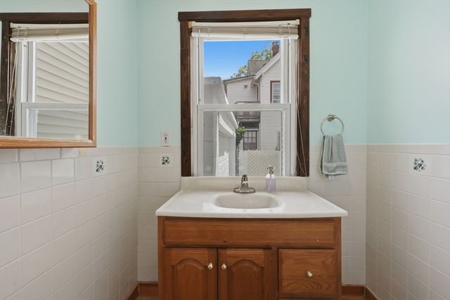 30 Meridian Street, Malden, MA 02148