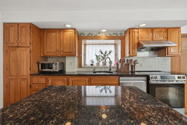 30 Meridian Street, Malden, MA 02148