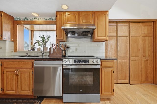 30 Meridian Street, Malden, MA 02148