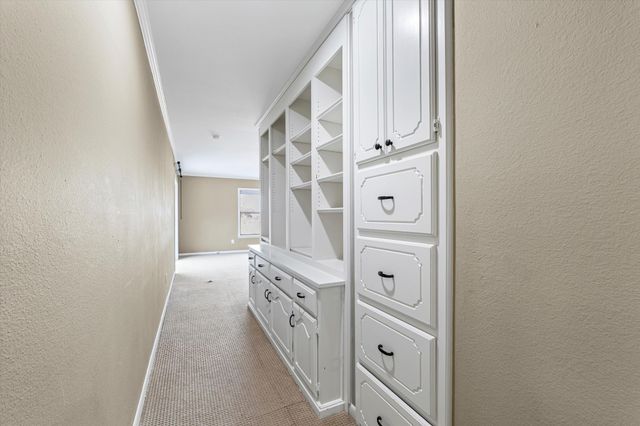 1505 Jane Lane, West, TX 76691