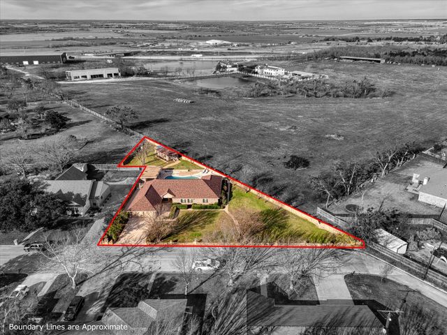 1505 Jane Lane, West, TX 76691