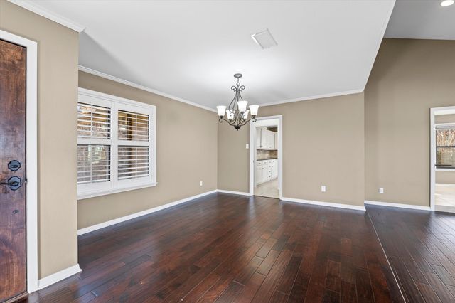 1505 Jane Lane, West, TX 76691