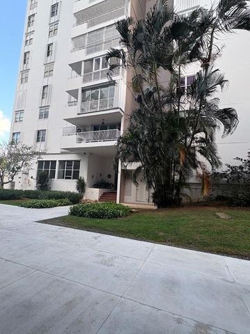 290 AVE SANTA ANA TORRIMAR PLAZA 1D, Guaynabo, PR 00969