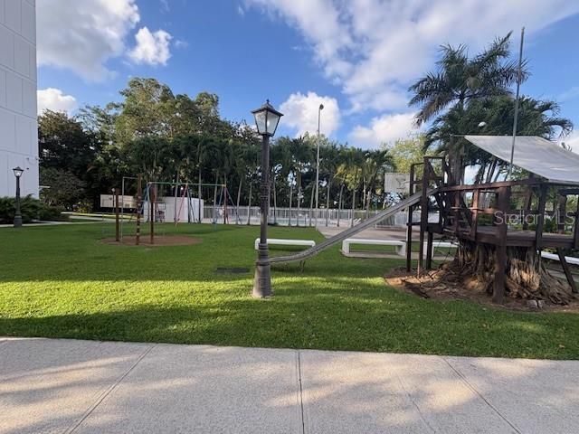 290 AVE SANTA ANA TORRIMAR PLAZA 1D, Guaynabo, PR 00969