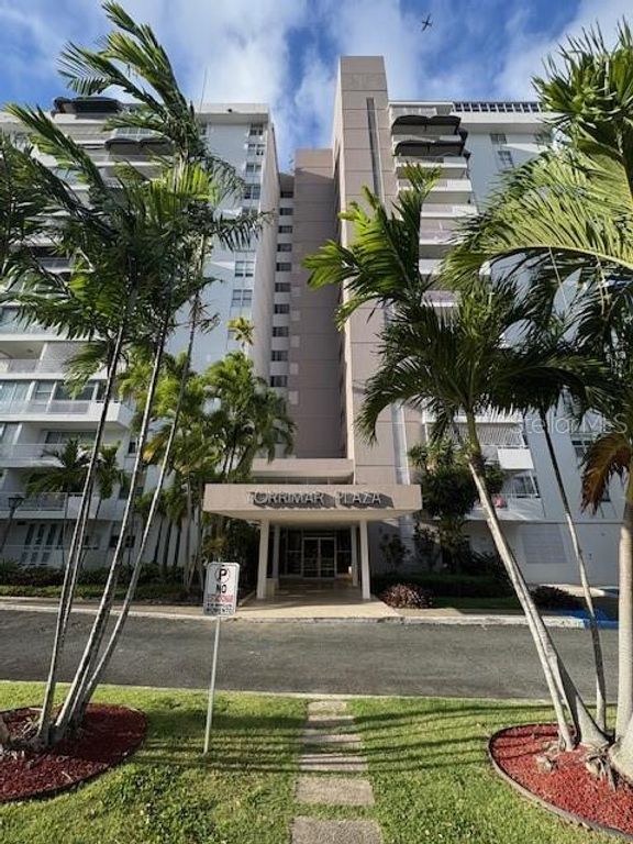 290 AVE SANTA ANA TORRIMAR PLAZA 1D, Guaynabo, PR 00969