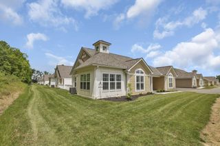 132 Narragansett Drive, Hebron, OH 43025
