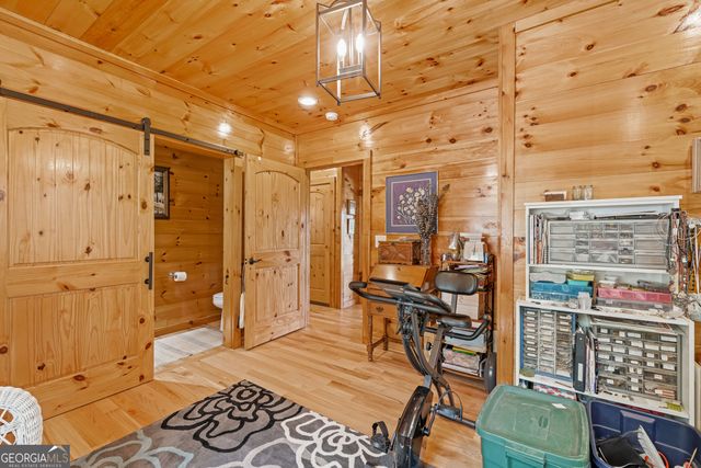 557 Walnut Grove Lane, Tiger, GA 30576