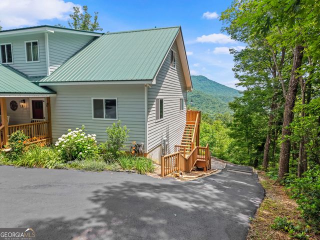 557 Walnut Grove Lane, Tiger, GA 30576