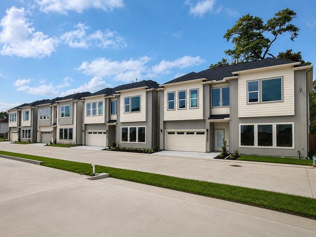 8908 Knoll Leaf Drive, Houston, TX 77080
