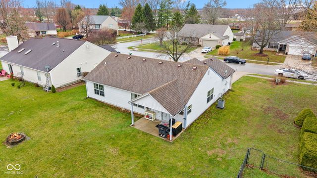 202 Pineview Drive, Mooresville, IN 46158