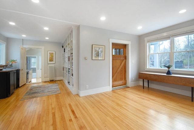 15 Martin St, Acton, MA 01720