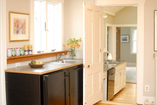 15 Martin St, Acton, MA 01720