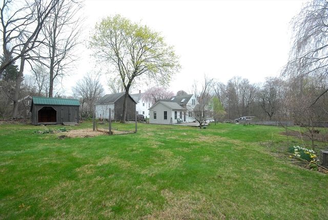 15 Martin St, Acton, MA 01720