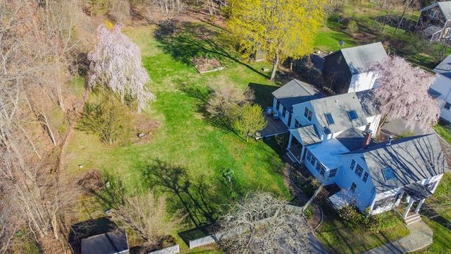 15 Martin St, Acton, MA 01720