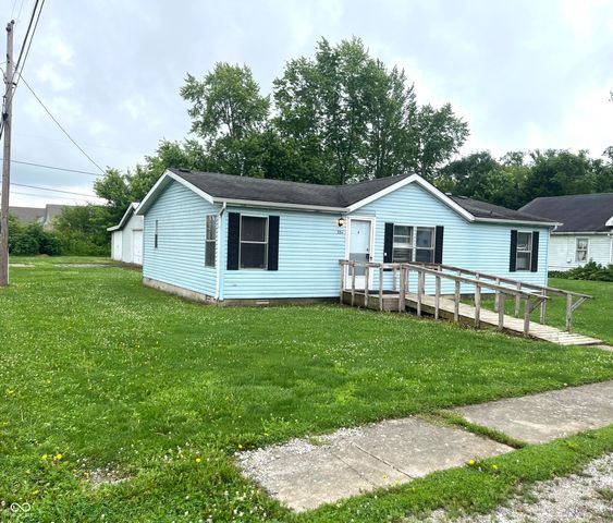 534 Central Avenue, Lapel, IN 46051