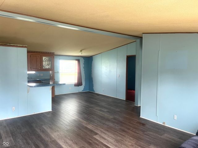 534 Central Avenue, Lapel, IN 46051