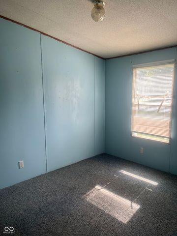 534 Central Avenue, Lapel, IN 46051