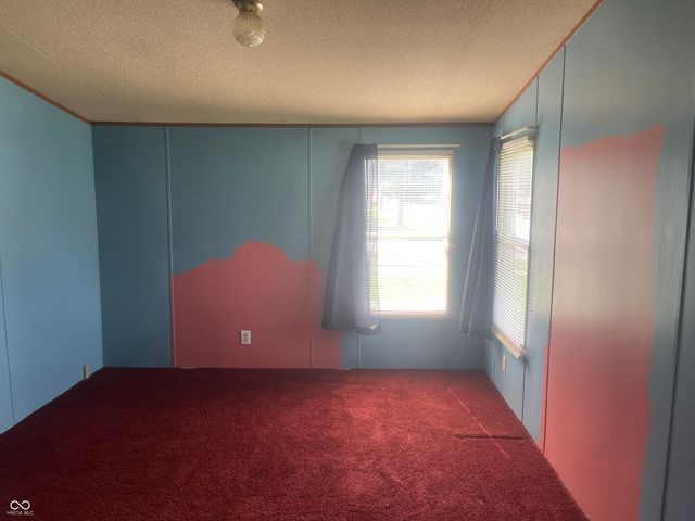 534 Central Avenue, Lapel, IN 46051