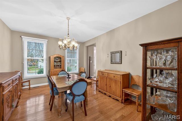 3627 Arpent Street, St Charles, MO 63301