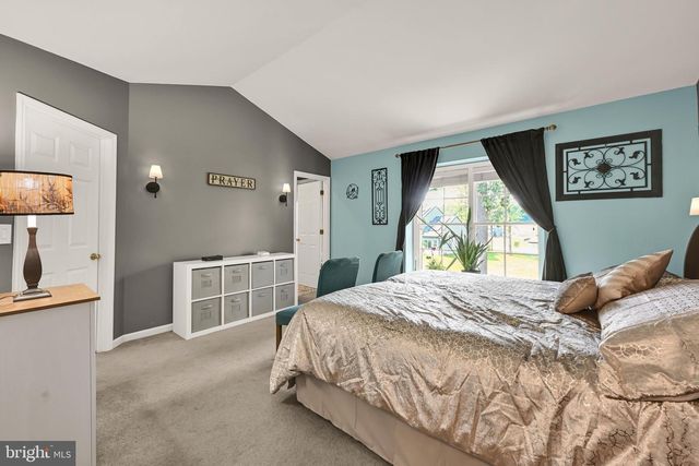 96 HAWK VALLEY LN, Denver, PA 17517