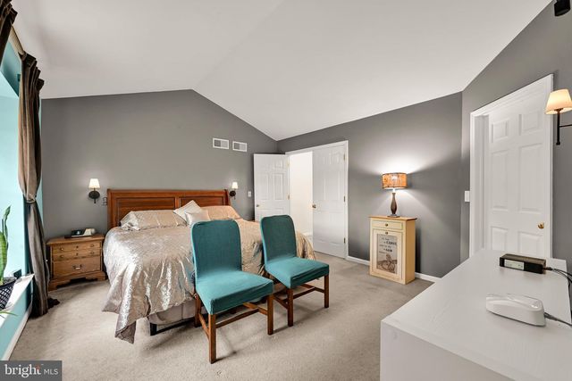 96 HAWK VALLEY LN, Denver, PA 17517