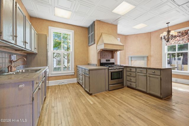 401 N Market Street, Washington, NC 27889