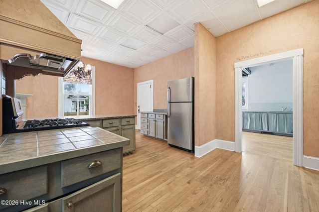 401 N Market Street, Washington, NC 27889
