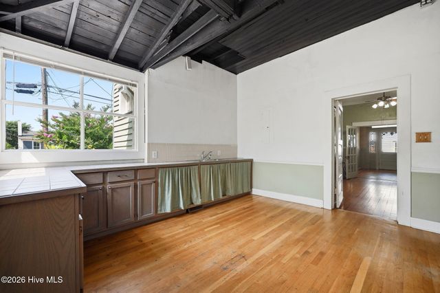 401 N Market Street, Washington, NC 27889
