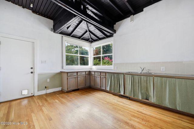 401 N Market Street, Washington, NC 27889