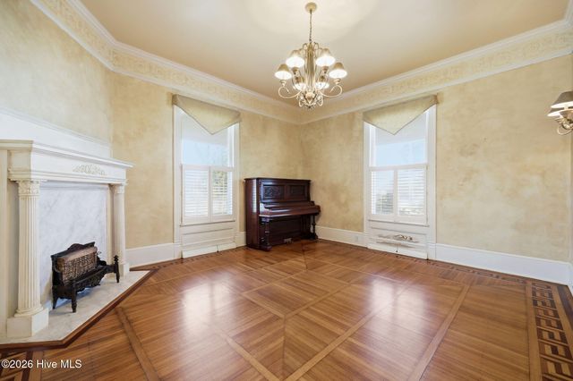 401 N Market Street, Washington, NC 27889