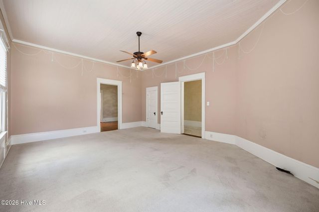 401 N Market Street, Washington, NC 27889