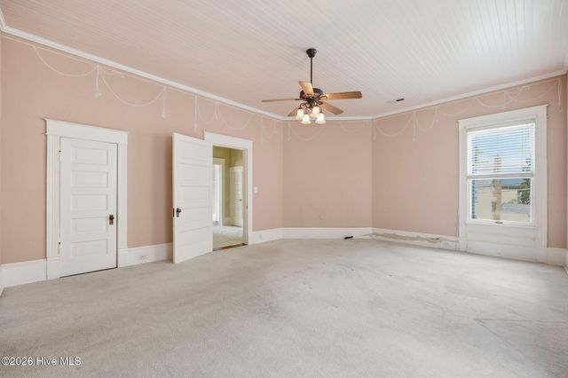 401 N Market Street, Washington, NC 27889