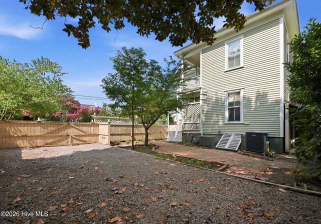 401 N Market Street, Washington, NC 27889