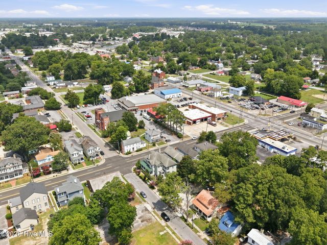 401 N Market Street, Washington, NC 27889